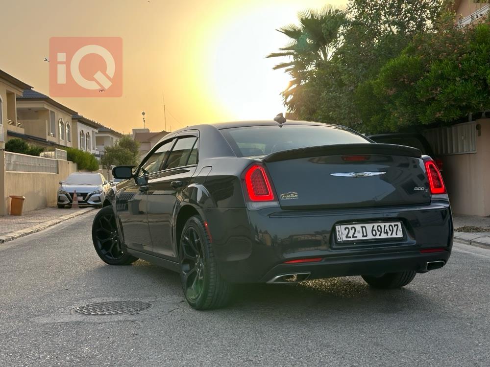 Chrysler 300